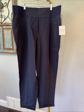 DG2 by Diane Gilman Navy Pull-On tapered Leg Trousers NEW L